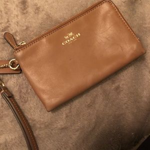 coach wallet/wristlet